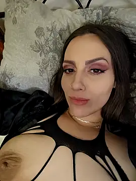 Snapshot of Sexycouplexxx69 chatting on February 24, 2025, 4:04 pm Sexycouplexxx69 online show from February 24, 2025, 4:04 pm