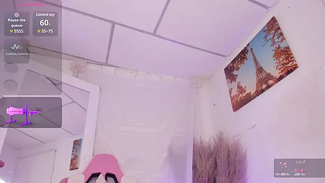 Lissa petite online show from December 3, 2024, 4:14 am