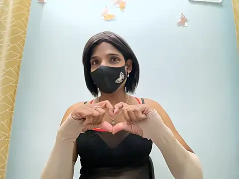 TransLisa7 online show from March 28, 2026, 8:41 pm