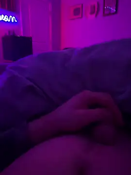 justinj27 online show from March 1, 2025, 3:32 am