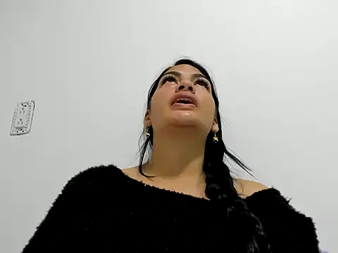 SamanthaBeke online show from April 10, 2026, 2:06 am