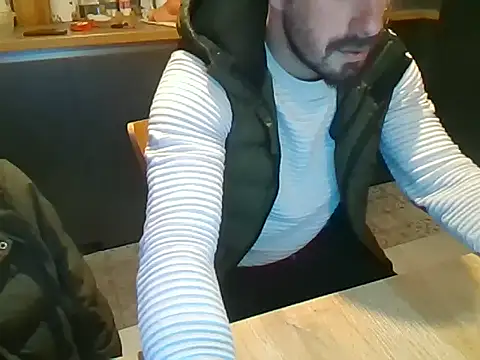 Snapshot of giorgakaci69 chatting on January 4, 2025, 2:04 pm giorgakaci69 online show from January 4, 2025, 2:04 pm