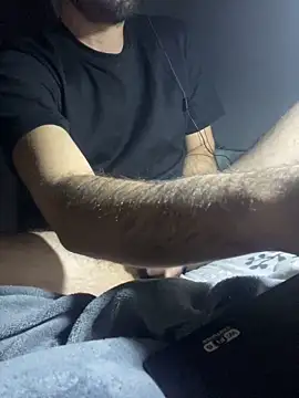 Snapshot of giorgakaci69 chatting on November 26, 2025, 10:44 pm giorgakaci69 online show from November 26, 2025, 10:44 pm