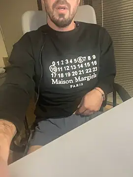 Snapshot of giorgakaci69 chatting on March 6, 2026, 6:04 pm giorgakaci69 online show from March 6, 2026, 6:04 pm