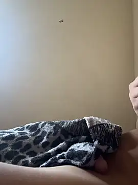 Snapshot of kidbengala164 chatting on November 24, 2025, 11:21 am kidbengala164 online show from November 24, 2025, 11:21 am