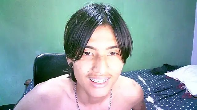 Luchitodiaz6969 online show from September 12, 2025, 6:30 pm