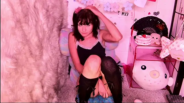 Snapshot of SweetLaumina chatting on March 30, 2026, 9:38 pm SweetLaumina online show from March 30, 2026, 9:38 pm