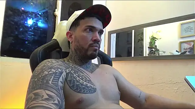 Angel sex latin online show from January 12, 2025, 11:36 pm