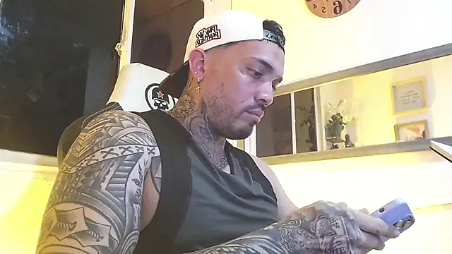 Angel sex latin online show from February 23, 2025, 8:39 am