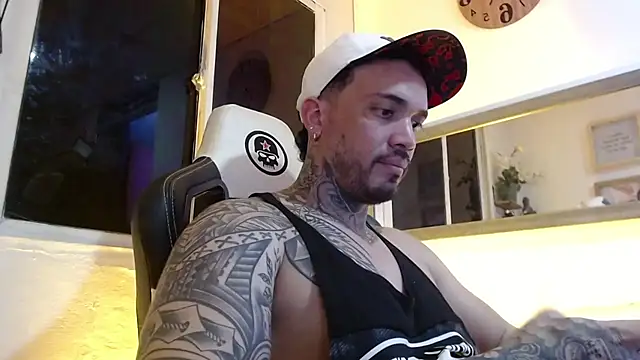 Angel sex latin online show from February 26, 2025, 5:31 am