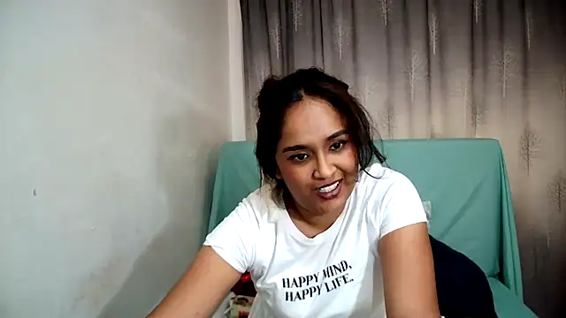 Cute Indian00 online show from January 16, 2025, 6:03 am