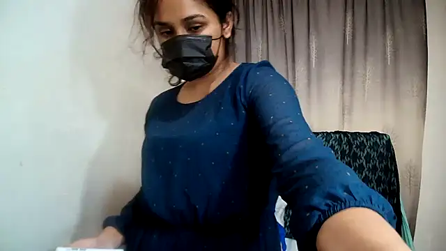 Cute Indian00 online show from March 6, 2025, 6:08 am