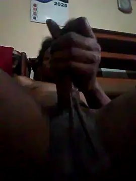 Snapshot of Blackpenis28 chatting on November 5, 2025, 12:38 pm Blackpenis28 online show from November 5, 2025, 12:38 pm