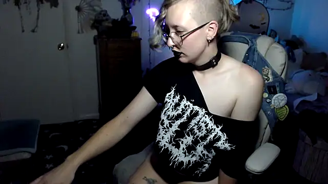 Snapshot of Bigbearnbunnyboy chatting on July 21, 2026, 4:59 am Bigbearnbunnyboy online show from July 21, 2026, 4:59 am