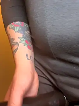 LiliMorganxxx online show from December 19, 2025, 5:31 pm