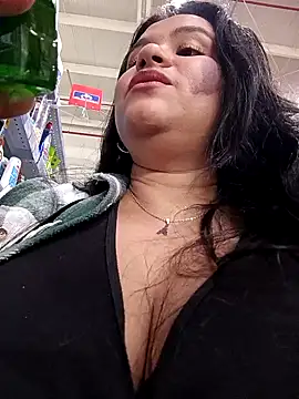 Julieta-tits online show from January 28, 2025, 8:36 pm