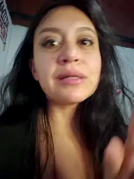 Snapshot of lombarlana-89 chatting on September 27, 2025, 1:10 am lombarlana-89 online show from September 27, 2025, 1:10 am