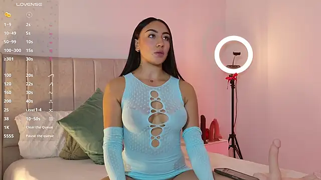 1m megan online show from May 17, 2026, 4:32 am
