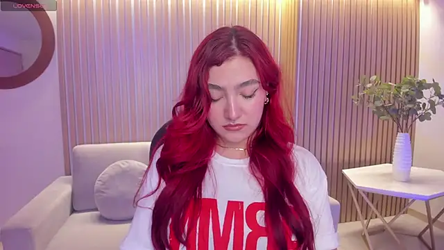 Snapshot of ViolettCastel chatting on January 20, 2025, 7:46 pm ViolettCastel online show from January 20, 2025, 7:46 pm