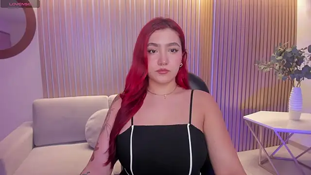 Snapshot of ViolettCastel chatting on January 22, 2025, 7:34 pm ViolettCastel online show from January 22, 2025, 7:34 pm