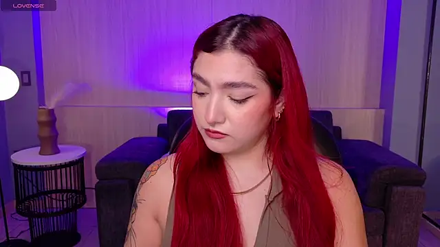 Snapshot of ViolettCastel chatting on February 9, 2026, 7:51 pm ViolettCastel online show from February 9, 2026, 7:51 pm