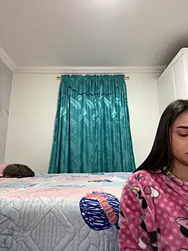 Snapshot of Kimmymadison- chatting on March 22, 2026, 5:33 am Kimmymadison- online show from March 22, 2026, 5:33 am