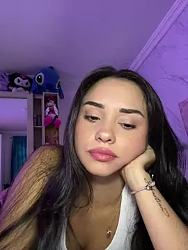 Snapshot of Kimmymadison- chatting on April 23, 2026, 10:45 pm Kimmymadison- online show from April 23, 2026, 10:45 pm