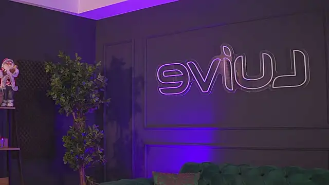 RaquelleVon online show from December 30, 2024, 1:26 am