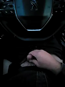 dominemoi4 online show from December 5, 2025, 4:14 pm