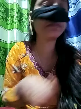 Snapshot of Aruyeshi- chatting on January 19, 2025, 8:07 am Aruyeshi- online show from January 19, 2025, 8:07 am