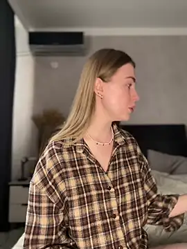 Snapshot of LoveGameSexx chatting on March 1, 2026, 9:55 am LoveGameSexx online show from March 1, 2026, 9:55 am