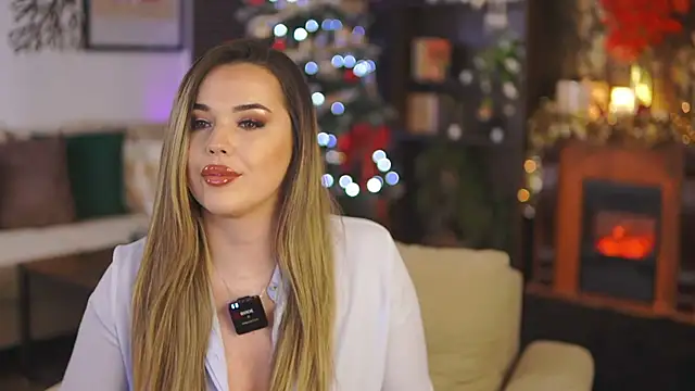 Snapshot of EvaSunderland chatting on January 6, 2025, 11:20 pm EvaSunderland online show from January 6, 2025, 11:20 pm