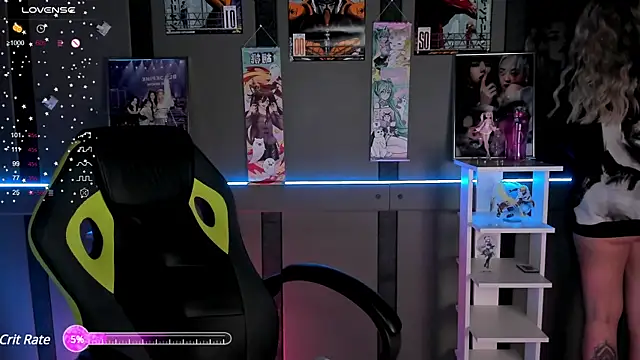 Snapshot of Ellen_Soft chatting on December 24, 2024, 5:44 pm Ellen Soft online show from December 24, 2024, 5:44 pm