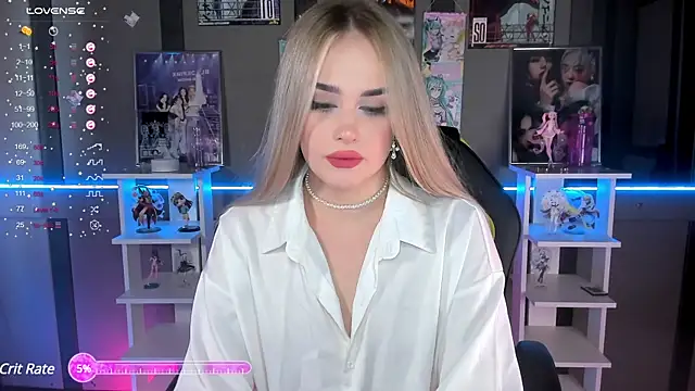 Snapshot of Ellen_Soft chatting on February 7, 2025, 10:29 am Ellen Soft online show from February 7, 2025, 10:29 am