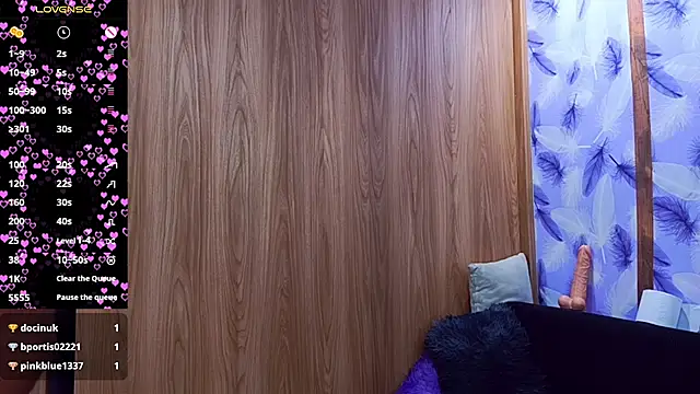 Molly ADY online show from November 20, 2025, 7:24 pm