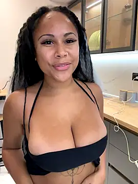 HaileyDiana online show from November 11, 2025, 9:31 am