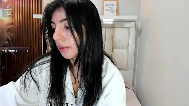 Snapshot of ANTONELLA__ROUSE_ chatting on December 19, 2024, 11:35 pm ANTONELLA ROUSE online show from December 19, 2024, 11:35 pm