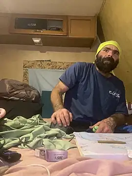 Snapshot of WilldoPita chatting on December 5, 2024, 1:03 am WilldoPita online show from December 5, 2024, 1:03 am