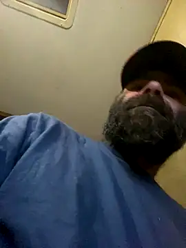 Snapshot of WilldoPita chatting on December 6, 2024, 2:35 am WilldoPita online show from December 6, 2024, 2:35 am