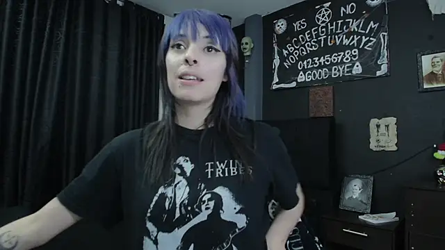 Snapshot of Goddess_Mortem chatting on December 30, 2024, 1:26 am Goddess Mortem online show from December 30, 2024, 1:26 am