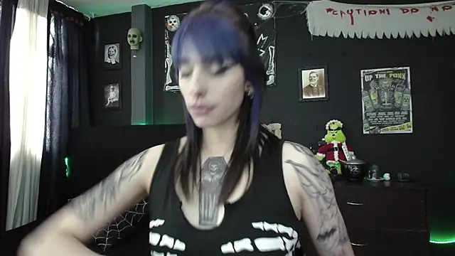 Snapshot of Goddess_Mortem chatting on January 7, 2025, 5:09 pm Goddess Mortem online show from January 7, 2025, 5:09 pm