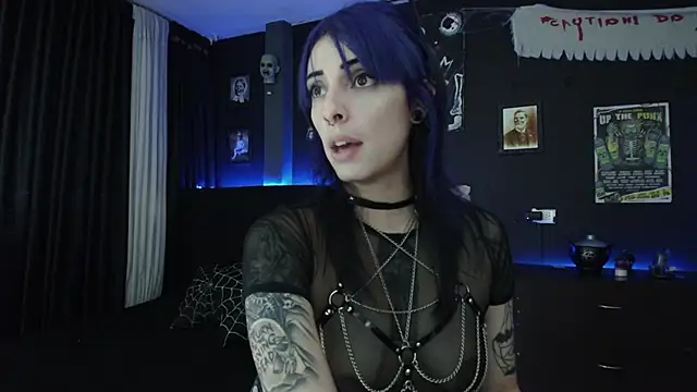 Snapshot of Goddess_Mortem chatting on February 1, 2025, 11:06 pm Goddess Mortem online show from February 1, 2025, 11:06 pm