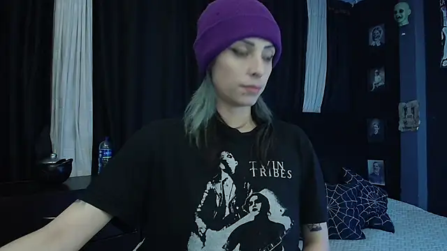 Snapshot of Goddess_Mortem chatting on October 27, 2025, 11:52 pm Goddess Mortem online show from October 27, 2025, 11:52 pm