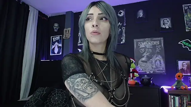 Snapshot of Goddess_Mortem chatting on December 16, 2025, 10:04 pm Goddess Mortem online show from December 16, 2025, 10:04 pm