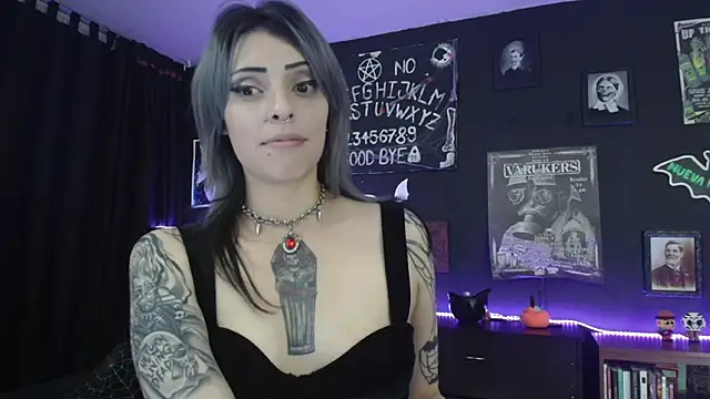 Snapshot of Goddess_Mortem chatting on February 5, 2026, 12:04 am Goddess Mortem online show from February 5, 2026, 12:04 am