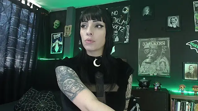 Snapshot of Goddess_Mortem chatting on May 9, 2026, 3:50 pm Goddess Mortem online show from May 9, 2026, 3:50 pm