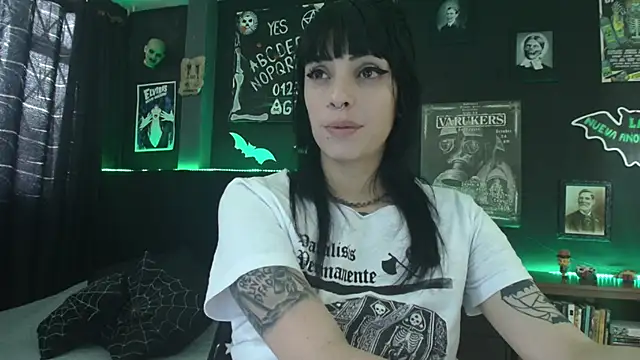 Snapshot of Goddess_Mortem chatting on May 18, 2026, 6:36 pm Goddess Mortem online show from May 18, 2026, 6:36 pm