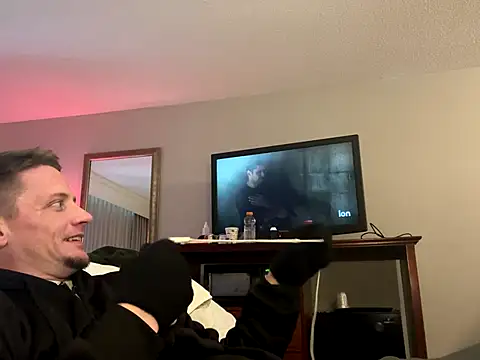 Snapshot of trash4cash chatting on December 21, 2025, 7:43 pm trash4cash online show from December 21, 2025, 7:43 pm