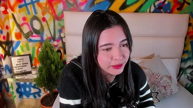 Snapshot of Liana_Bernocchi chatting on November 14, 2025, 9:02 pm Liana Bernocchi online show from November 14, 2025, 9:02 pm