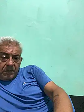 Snapshot of Clau7opez chatting on March 17, 2026, 4:06 am Clau7opez online show from March 17, 2026, 4:06 am